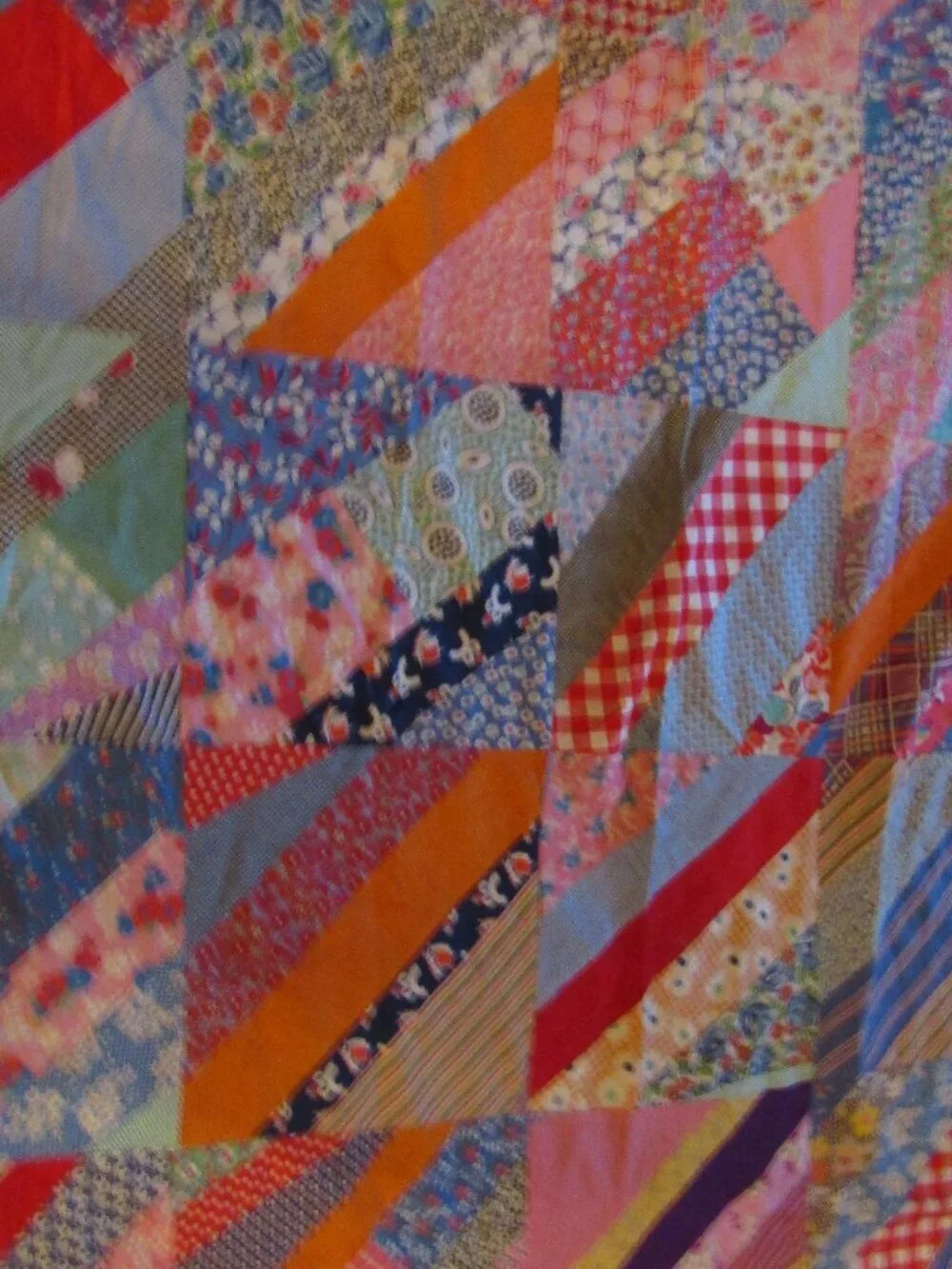 Antique DEPRESSION ERA Handstitched Unfinished Quilt Newspaper Bits on Underside